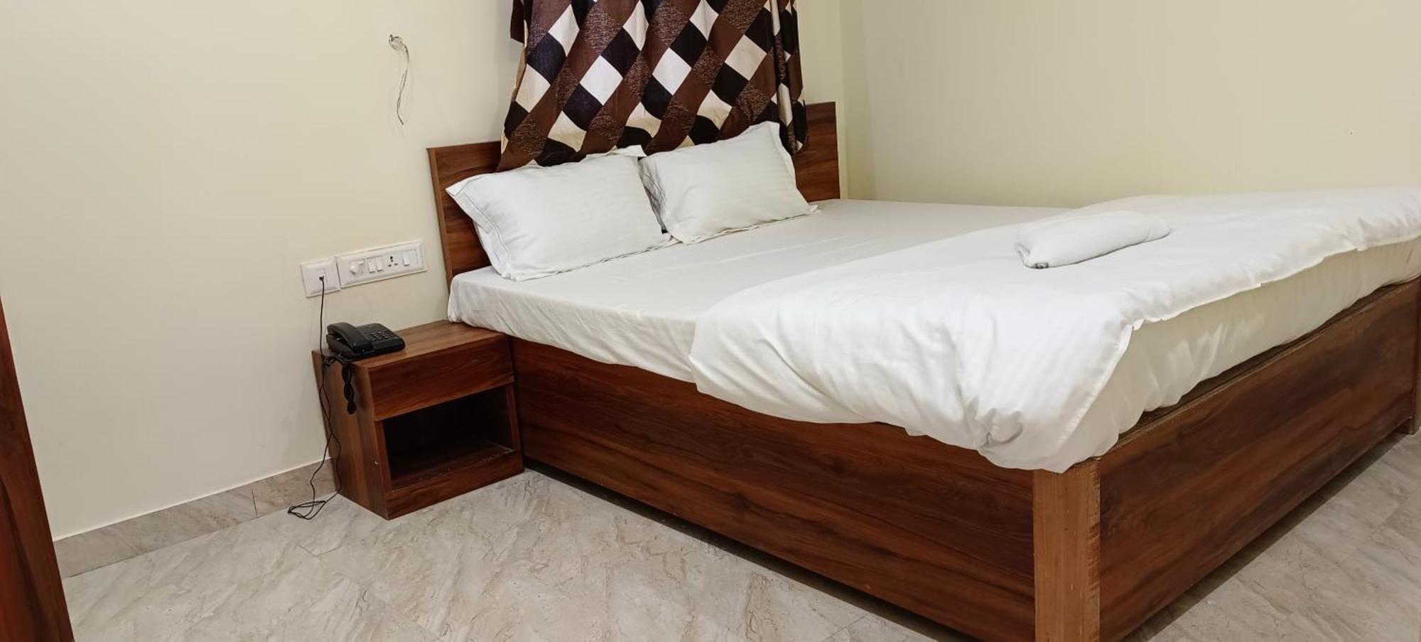 Hotel Holiday Express Kolkata Bagian luar foto