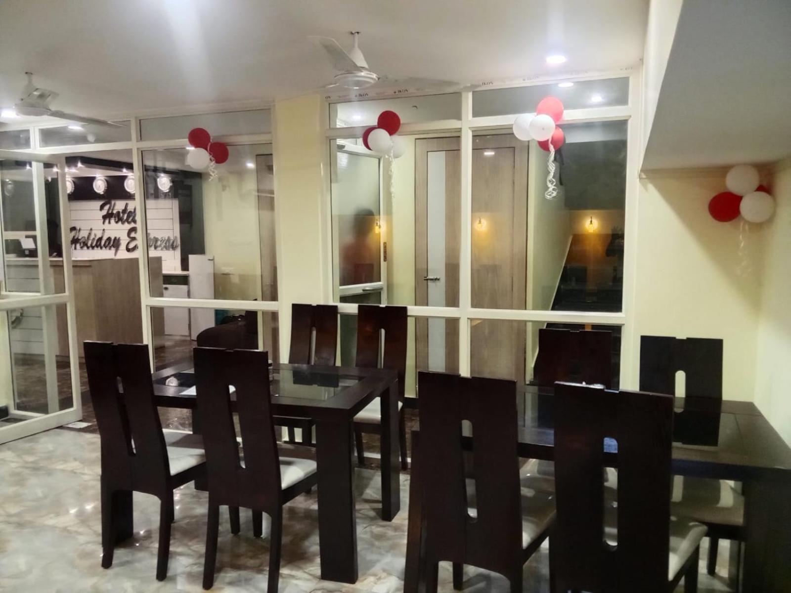 Hotel Holiday Express Kolkata Bagian luar foto