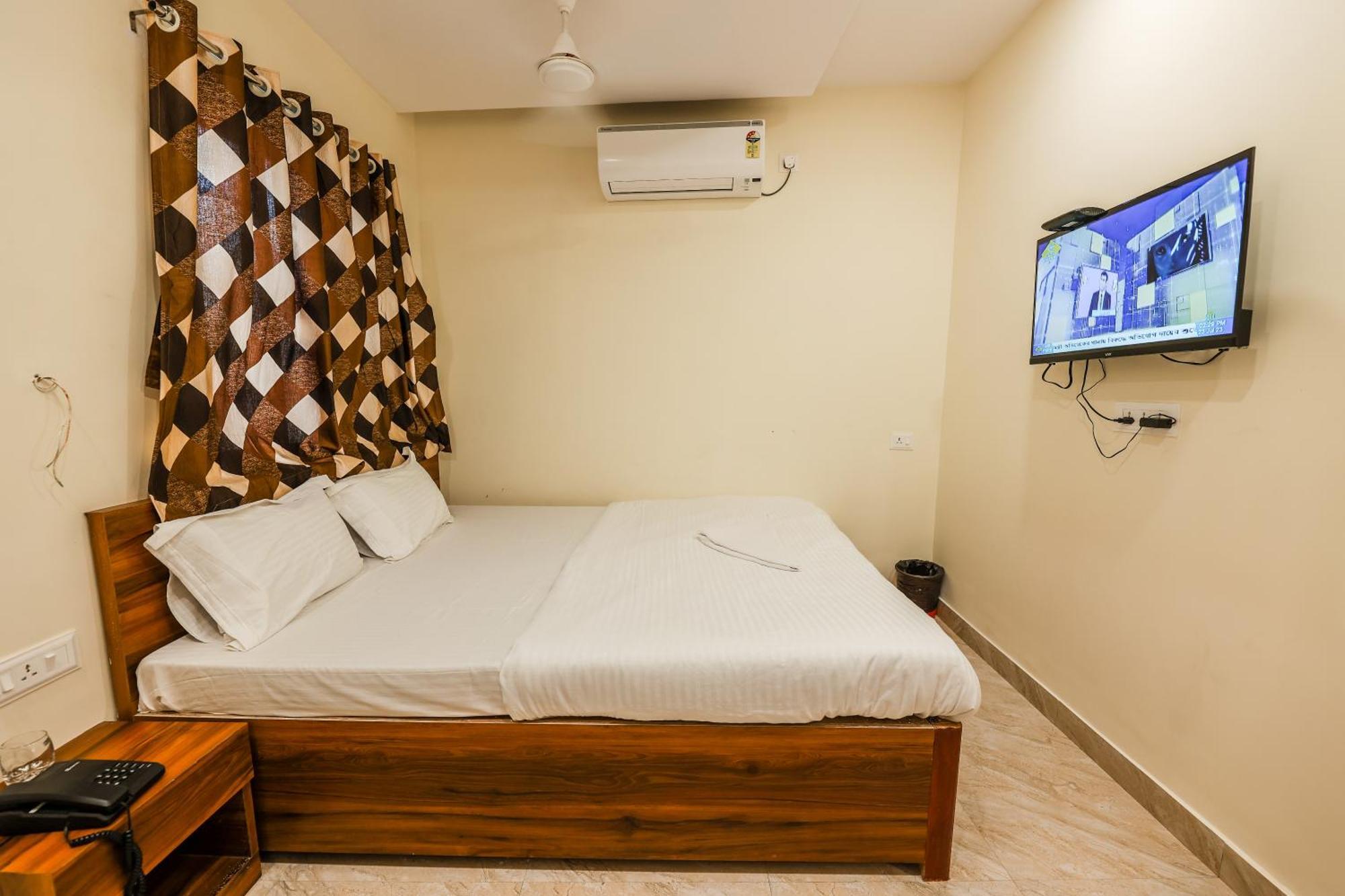 Hotel Holiday Express Kolkata Bagian luar foto