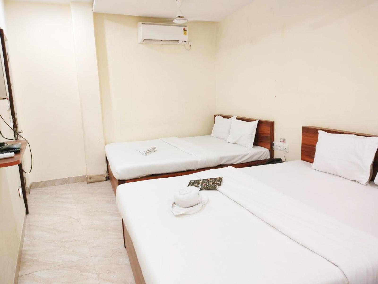 Hotel Holiday Express Kolkata Bagian luar foto